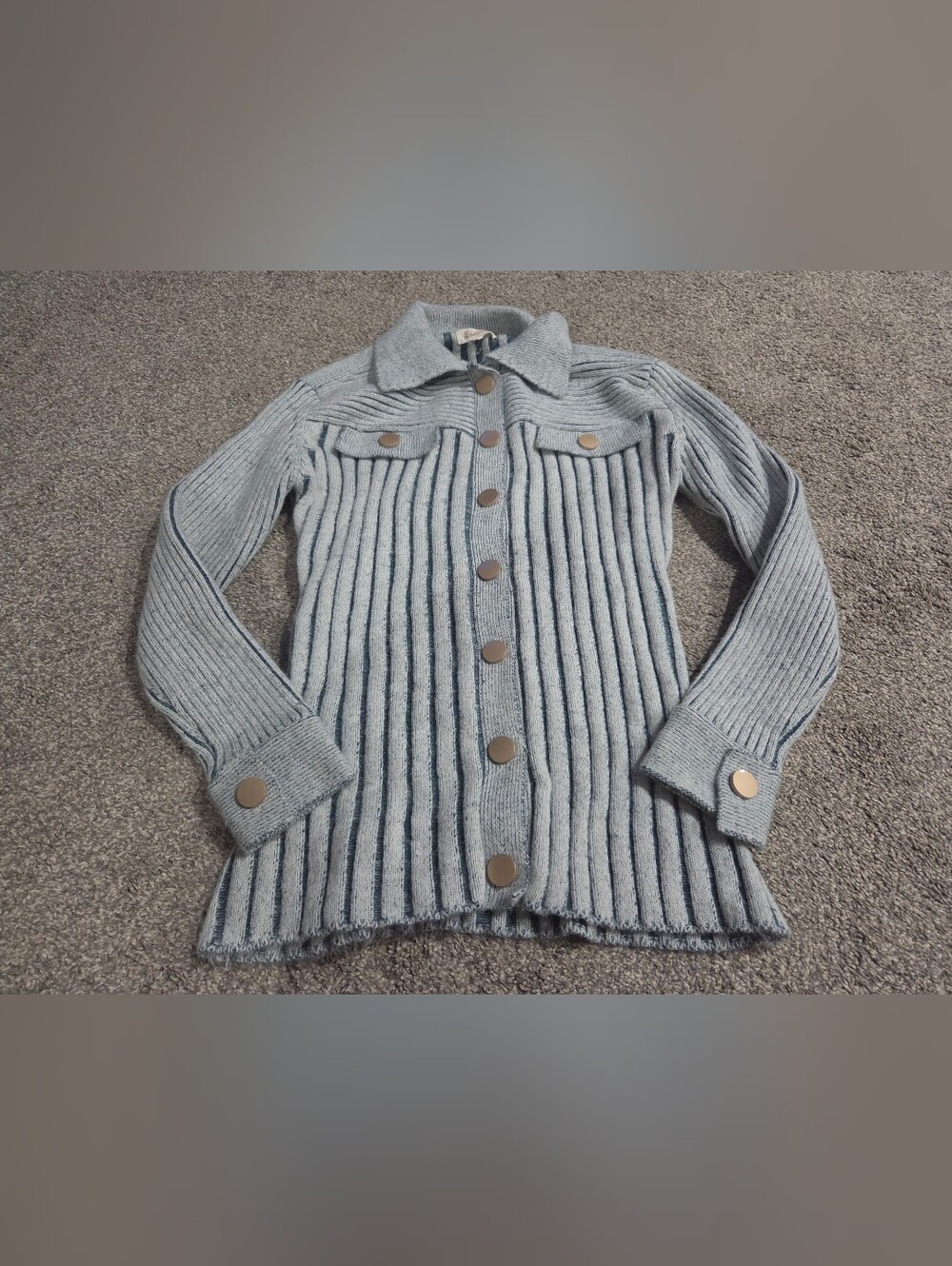 Listicle Light Gray Ribbed Button-Front Sweater Cardigan Size Medium